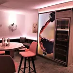Отель Hotel-restaurant Pfaelzer Hof