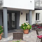 Hotel-restaurant Pfaelzer Hof Отель 4*