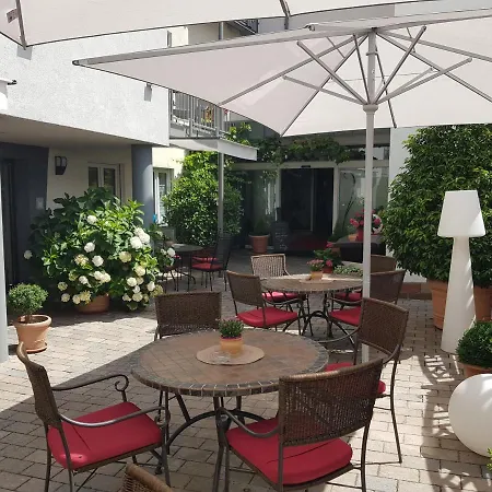 普法尔茨餐厅酒店 埃登科本