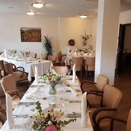 Hotel-Restaurant Pfaelzer Hof 4*