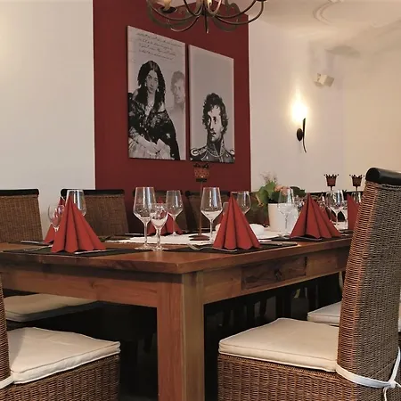 Hotel Hotel-Restaurant Pfaelzer Hof Edenkoben