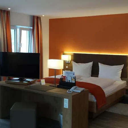 普法尔茨餐厅酒店 4* 埃登科本