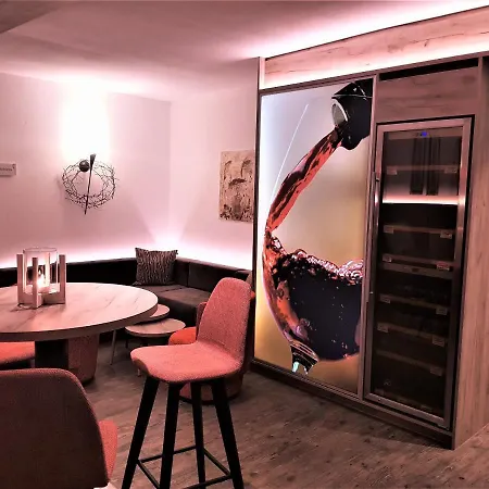 酒店 普法尔茨餐厅酒店