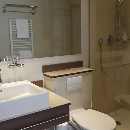 호텔 Hotel-restaurant Pfaelzer Hof