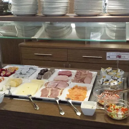 Hotel-restaurant Pfaelzer Hof Hotel