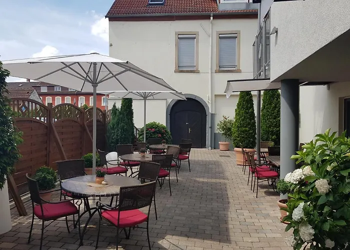 Hotel-restaurant Pfaelzer Hof Hotel 4*