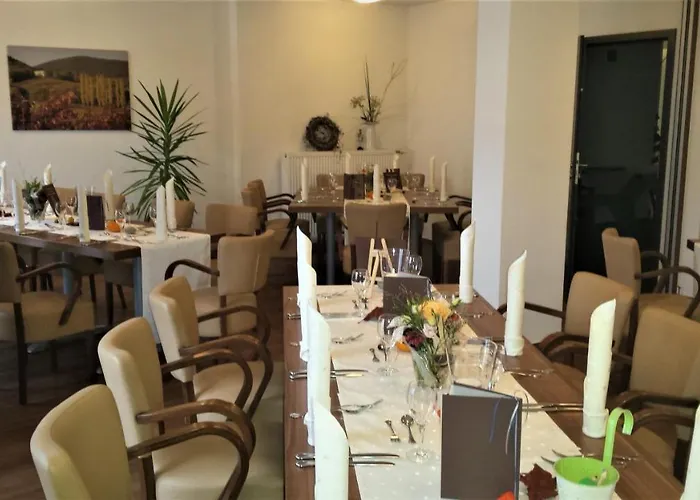 Hotel-restaurant Pfaelzer Hof Hotel Edenkoben