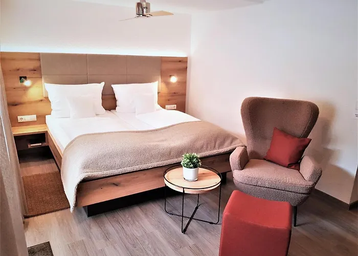 Hotel-restaurant Pfaelzer Hof Otel 4*