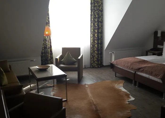 호텔 Hotel-restaurant Pfaelzer Hof 에덴코벤