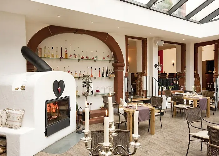 Otel Hotel-restaurant Pfaelzer Hof 4*